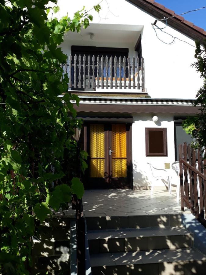 Retrovilla Balatonkenese Exterior foto